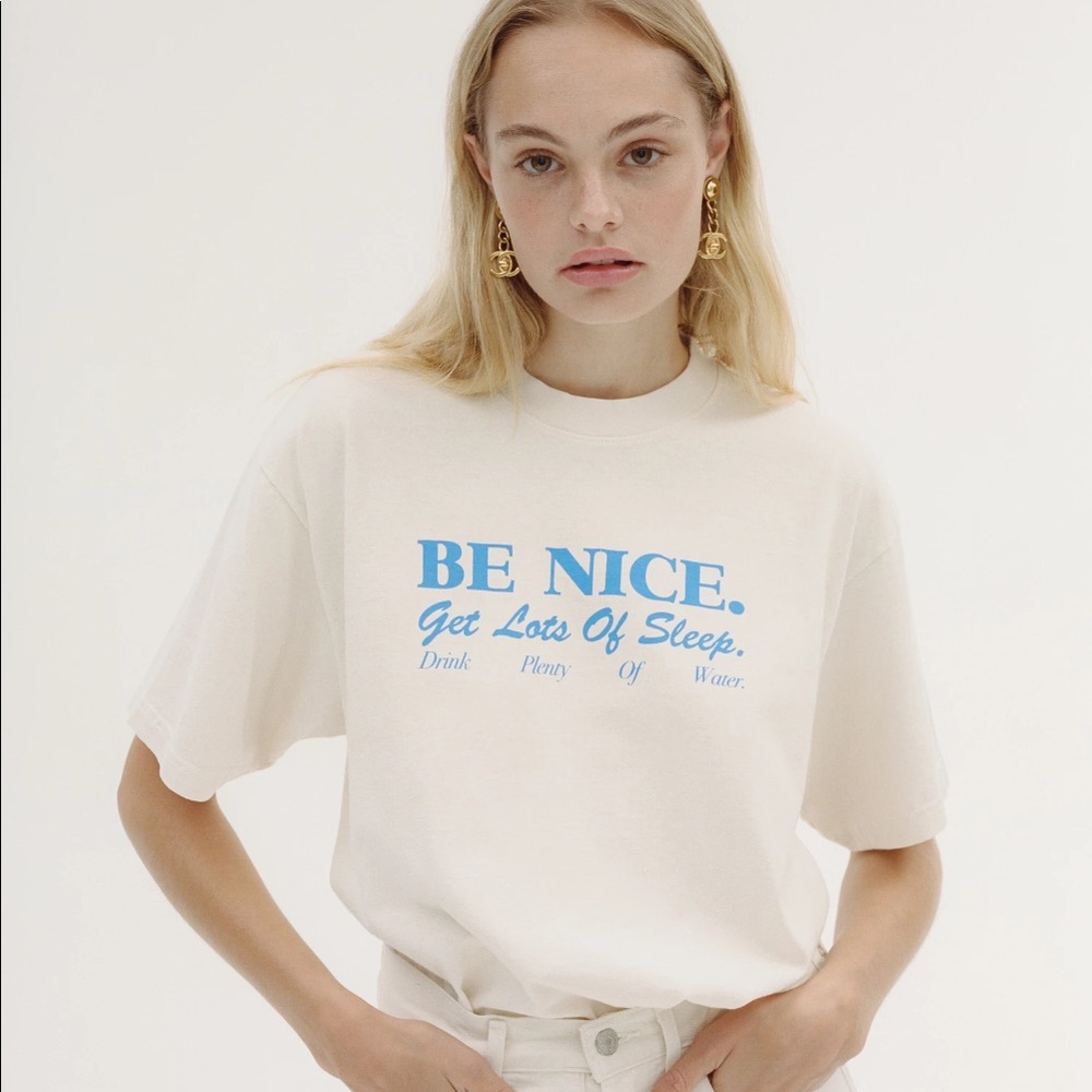 NWT Sporty & Rich “Be Nice” T-Shirt | Cream & Blue